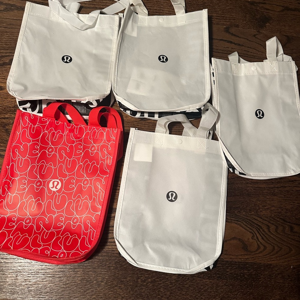 Lululemon White and Red Tote small bags set of 5 NEW